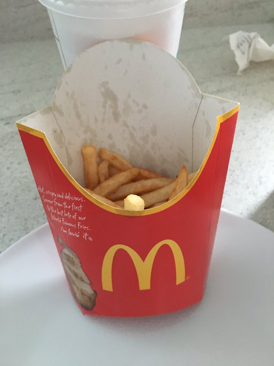 Hey <a href="/McDonaldsUK/">McDonald's UK</a> I upgraded to a large saver meal today; was surprised to open my chips to see the below portion. Can you advice.