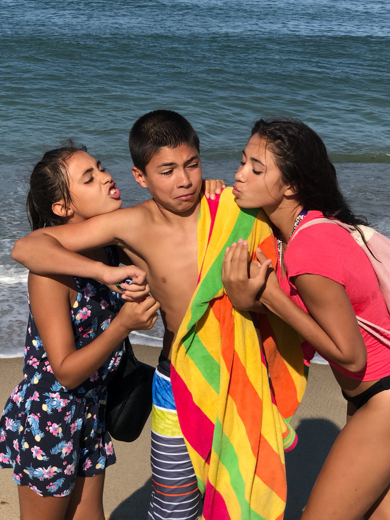 sage-steele-on-twitter-a-day-in-the-life-of-a-13-year-old-boy-middle-child-sandwiched-between-two-sisters-nofilter-https-t-co-o4mniryja5-twitter