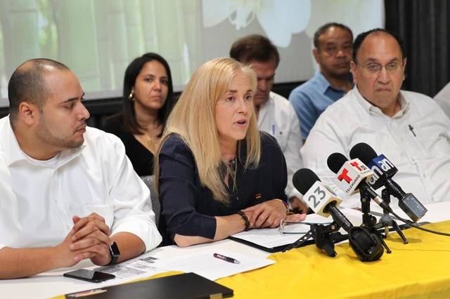 UnidadSFL's tweet photo. Conoce los Centros de votación autorizados hasta ahora por la @unidadvenezuela en el Sur de La Florida https://t.co/gs2tGYencP https://t.co/5RNjnIJFiW