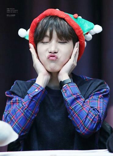 btsesvida123's tweet photo. You are my sunshine 🌸🌸🌸 https://t.co/bfNVjqTEA2
