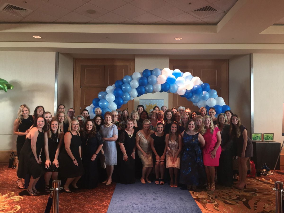 ADPiSATX's tweet photo. We had a wonderful time at #LionintheSun convention in Florida! #WLFEO #ADPiConvention https://t.co/yT2A1jzP2Q