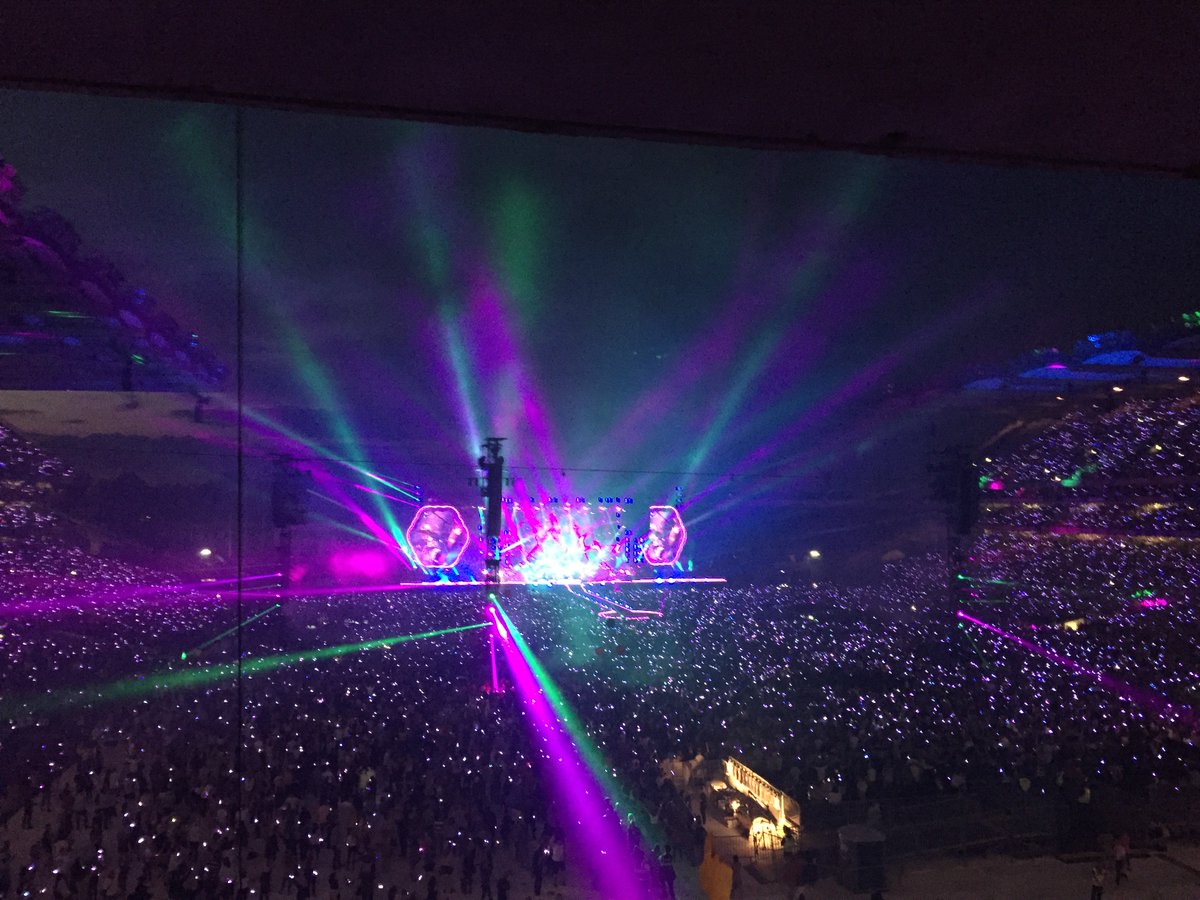 DeirdreLambe's tweet photo. Amazing gig #ColdplayDublin https://t.co/61EvdNyWiC