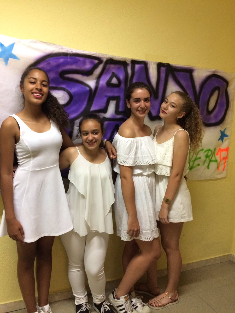 cdsanjose1's tweet photo. Fiesta de final de campamento ¡no queremos irnos! 😢💃🏼 #elSanJoMola #Cervera17 #campatime https://t.co/3kABJkeXFi