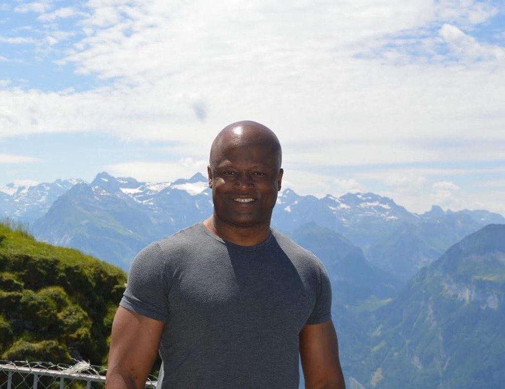 MauriceAshley's tweet image. Switzerland's many mountains and lakes makes it one of the most awe-inspiring countries in the world. ift.tt/2t0aUbA