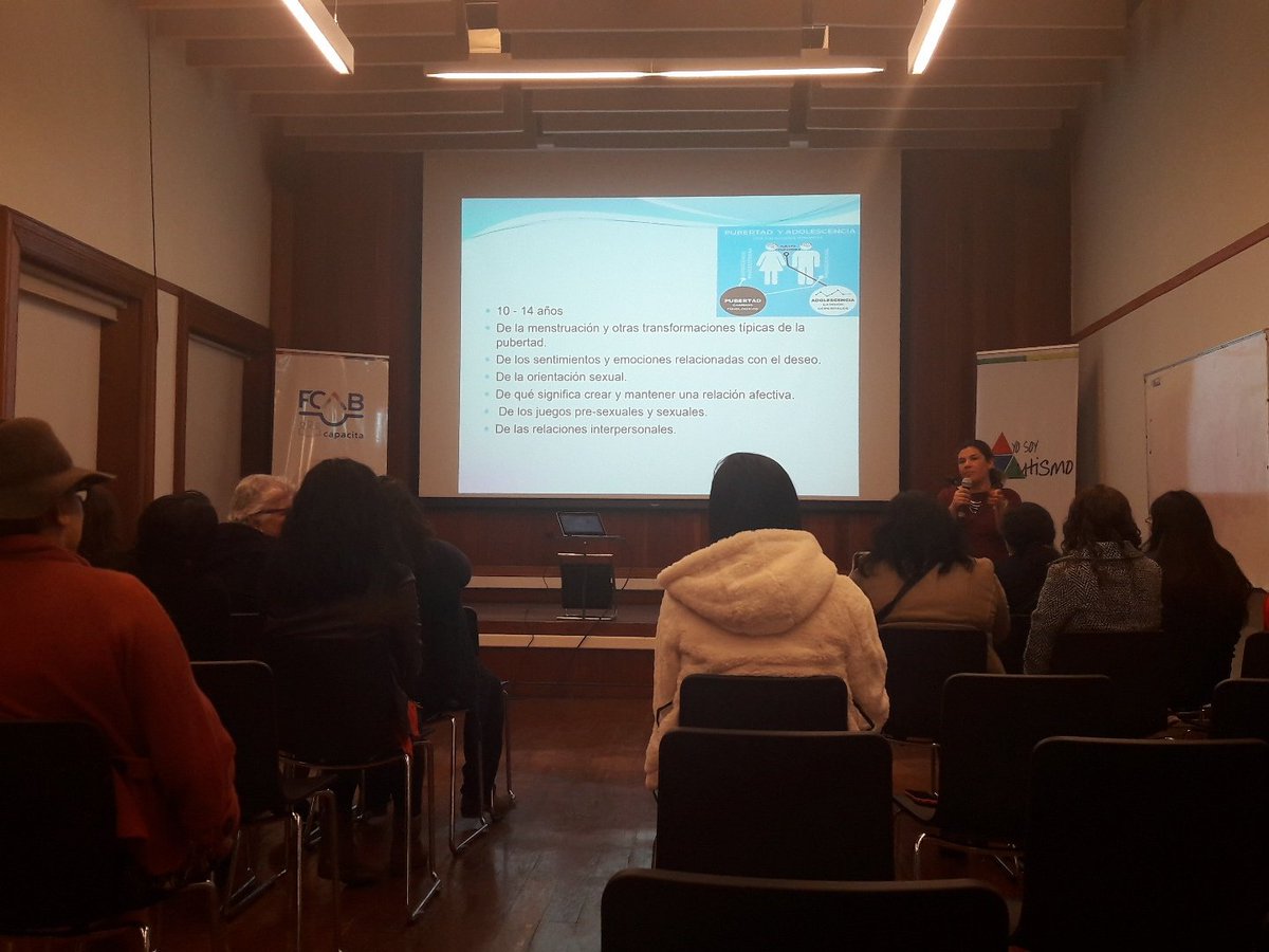 Danielabcardena's tweet photo. Hoy hablamos de sexualidad en niños y jóvenes con #Autismo en #Antofagasta en Auditorio #FCAB #TEApañoAutismo #YoSoyAutismo https://t.co/C2tWiU9igC