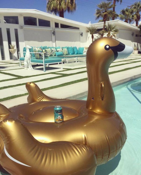 WarAgainstWarm's tweet photo. Beer goals from @herewithbeer. #HoldCold & ride a gold swan! >> https://t.co/SirP39xsj0 << #sexyaf #insulatedcup #craftr #craftbeerlife https://t.co/GhPtvzW2Th