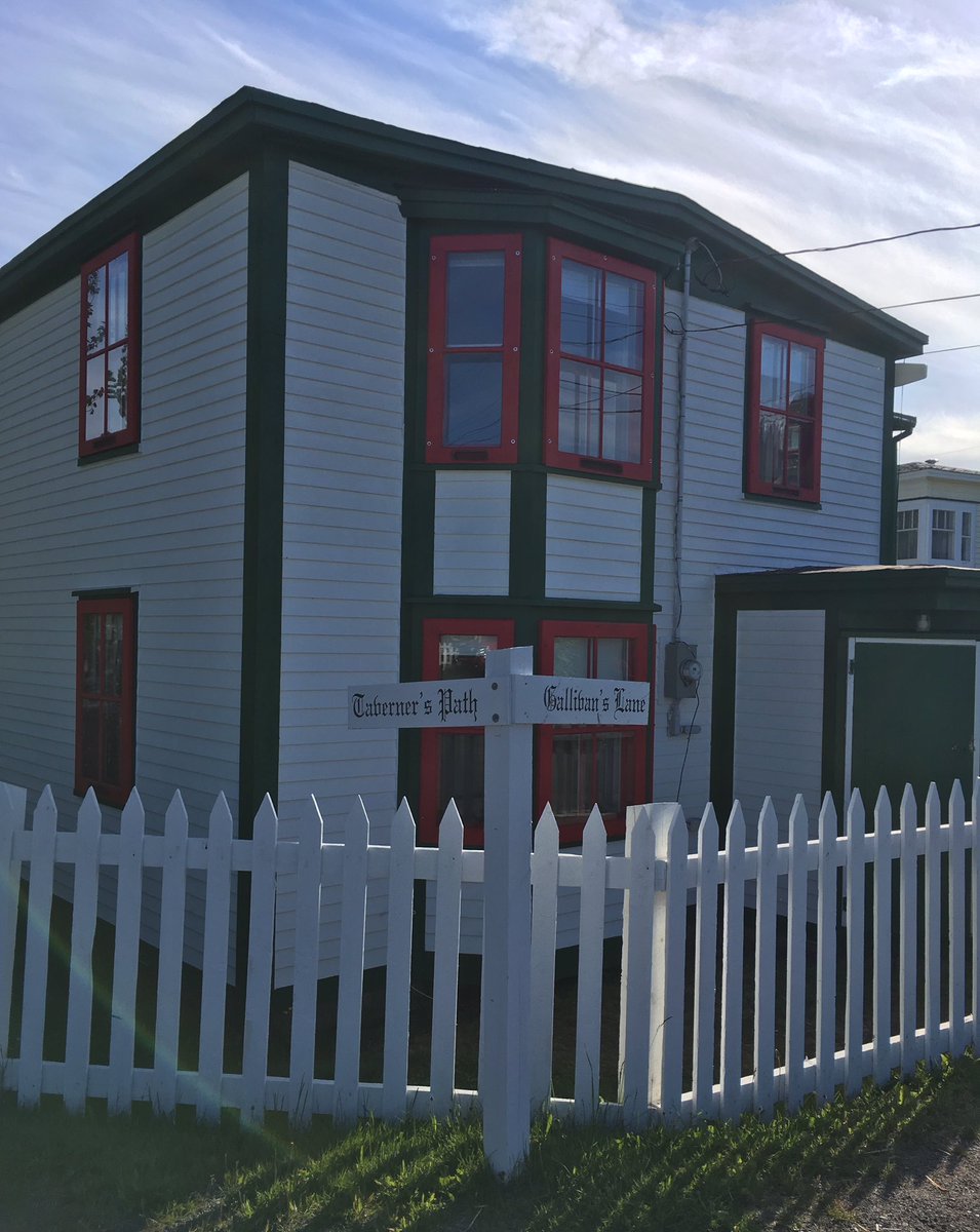 charleneoake's tweet photo. #trinity #charmed #explorenl https://t.co/uHel9k719J