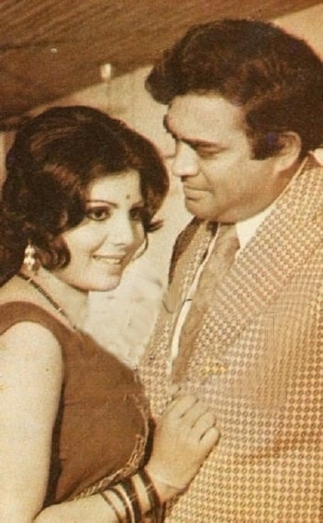 A Very Happy Birthday to both Sanjeev Kumar and Sulakshana Pandit. 
