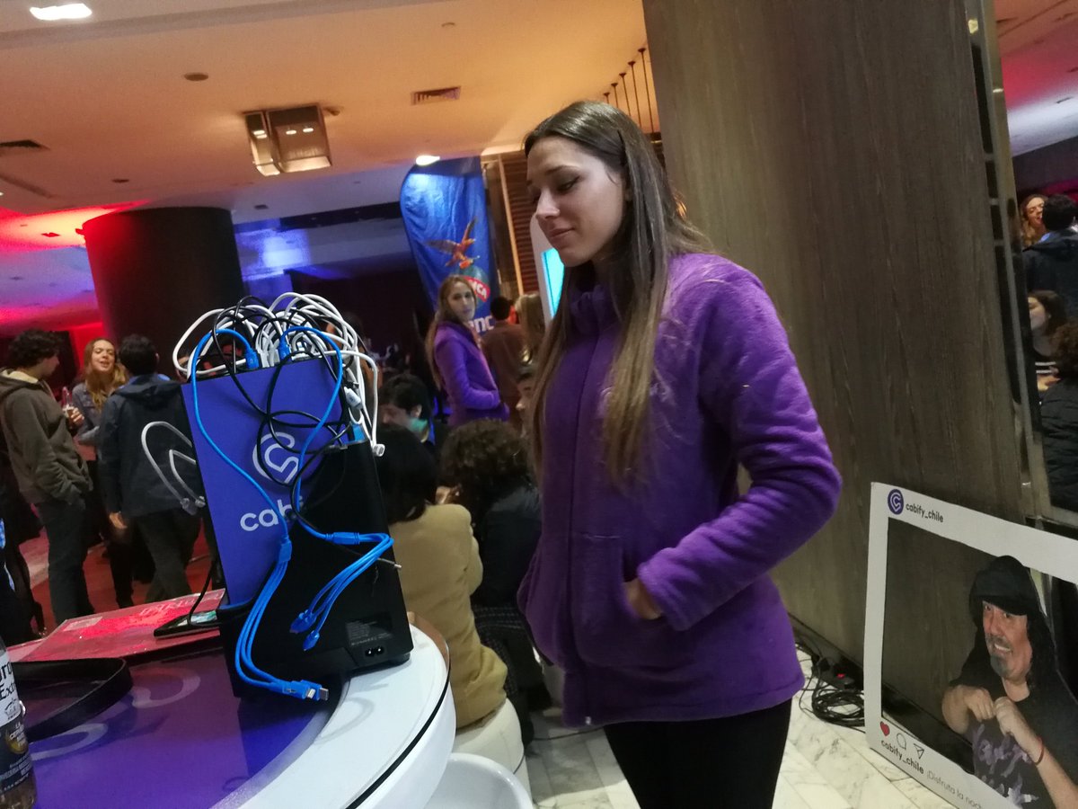 ChargelloCL's tweet image. @ChargelloCL recarga la noche en @WorldNikkita en @WSantiagoHotel y @Cabify_Chile te lleva de regreso a casa descuento código CHARGELLO