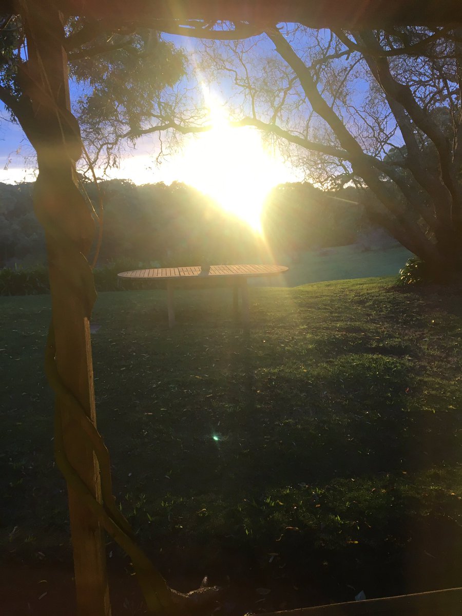 RETWEET if you love a #sunrise waking you up? #travel #nature #backpacking #escape #holiday #relax #traveller #sunday #health