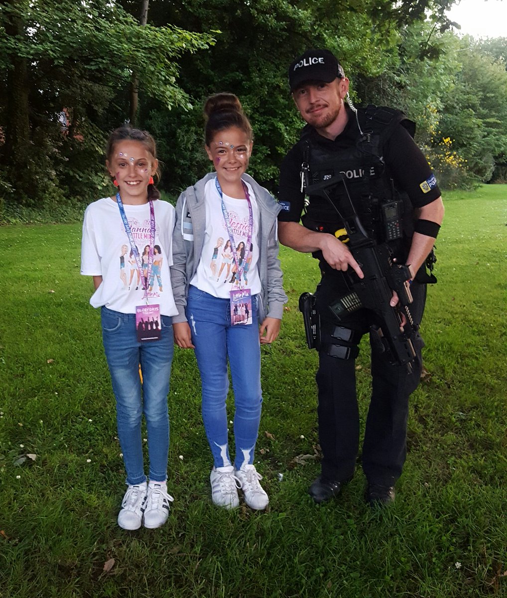 lindahatchett's tweet photo. #feelingsafe @NWPolice  @LMCOLWYN @AccessAllEirias Thank You ❤ https://t.co/NKb65GbTjs