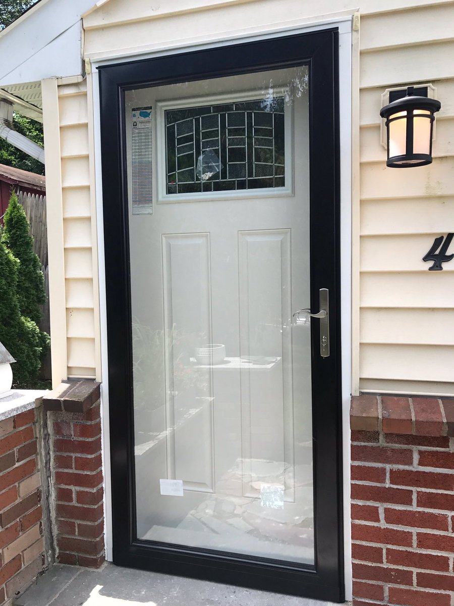 cdisnowgroup's tweet photo. Before & After #opt4cdi #opt4cdi.com #cdimanagementgroup #doors #windows @larsondoors @thermatrudoors https://t.co/63JduMrRo7