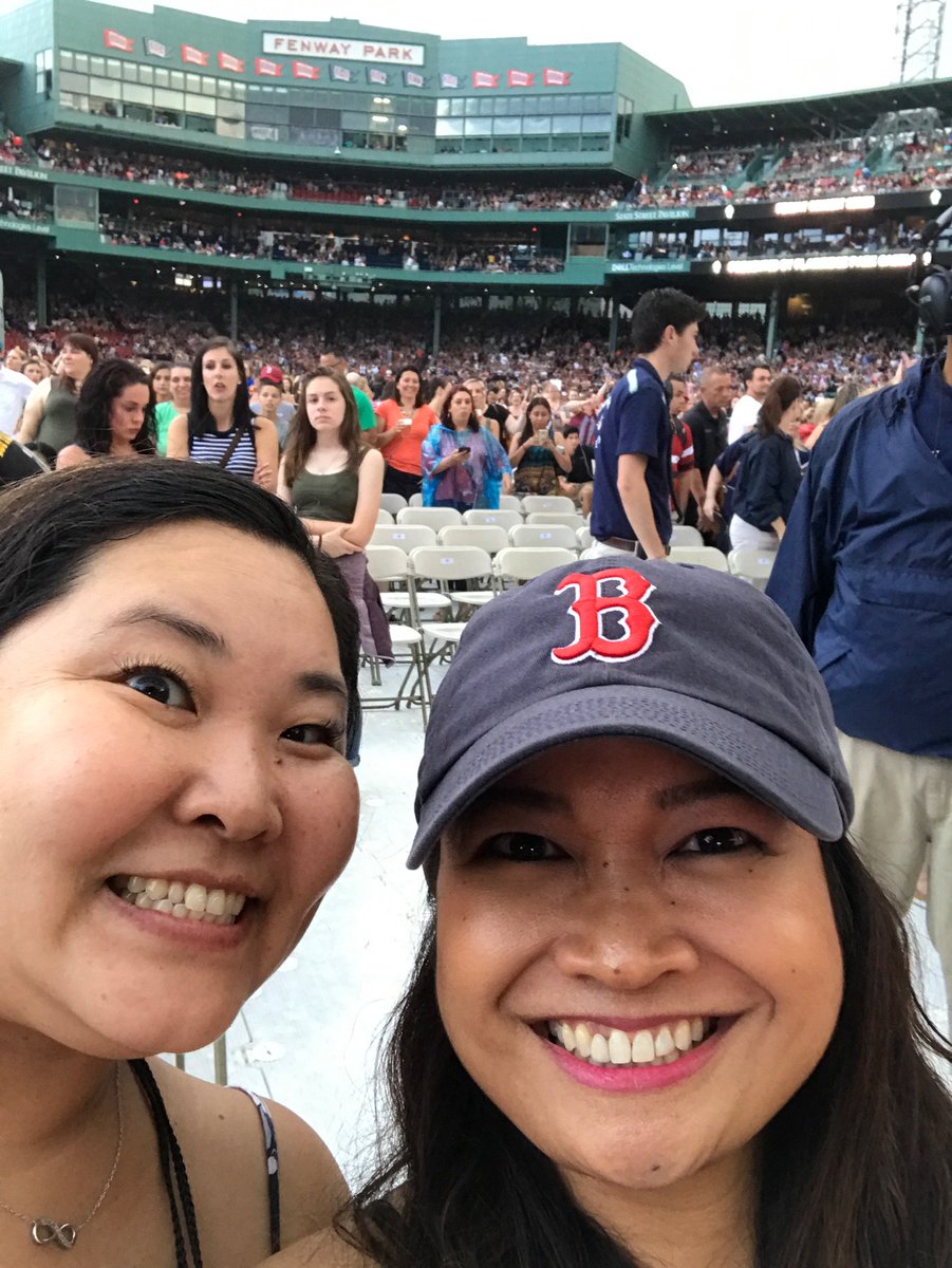 KristeenLaut's tweet photo. .@NKOTB and downpour rain is always a winning combo at #fenway. #thankful4bos @mymelody1978 it's becoming a tradition. https://t.co/lLOpip8U9p