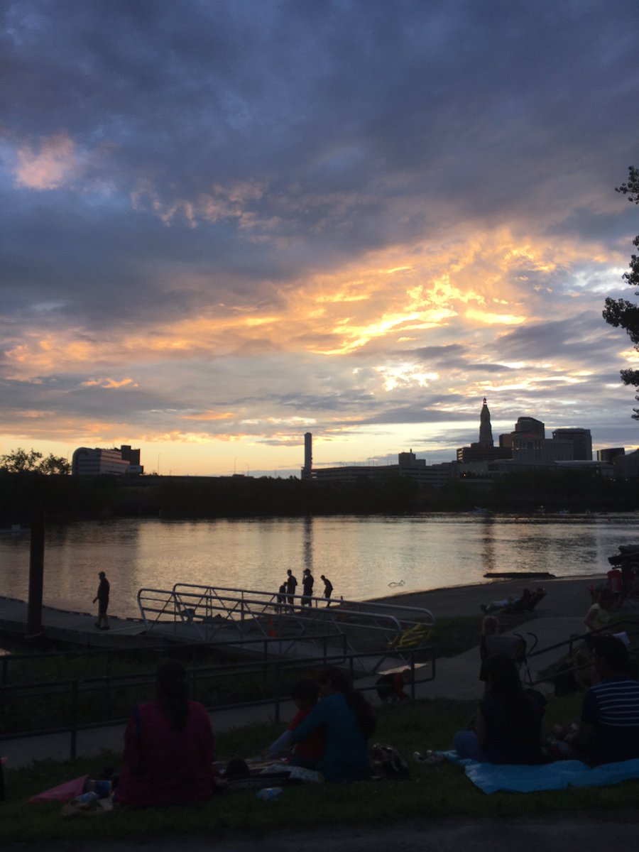 Ready for the fireworks! #riverfrontfireworks #EastHartford #HartfordPre #Fireworks2017