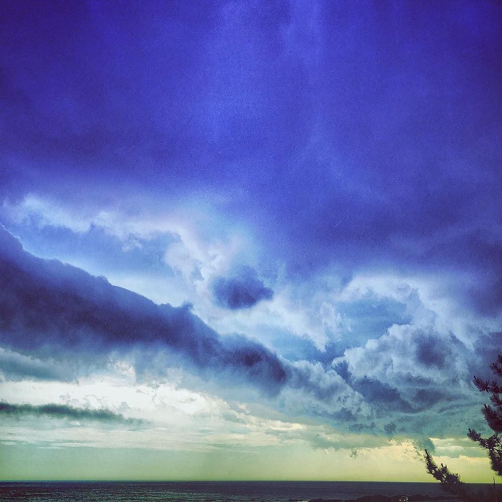 God Bless the East Coast. #atlanticocean #seacoast #eastcoast ift.tt/2uXtUsH