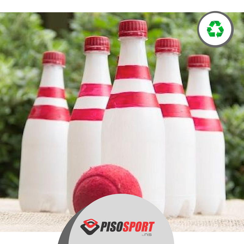 Pisosport's tweet photo. ¿No tienes plan para el fin de semana? Prepara con tus hijos una cancha de bowling casera RECICLADA 🎳♻️ y pásalo genial!
#reciclajecreativo https://t.co/Khhtb9ohuR
