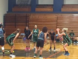 100percent3G's tweet photo. Napa Valley College Women's Hoops in summer showcase Saturday in Merced; Kennedie Mott &amp; Ajaloni Irvin on the free-throw line! #Stormisback! https://t.co/ApkycMjXKJ