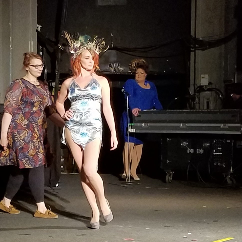 Great night for <a href="/AltFashionMob/">AltFashion Mob</a> Runway No.5 show. #artmakescbus #lifeincbus