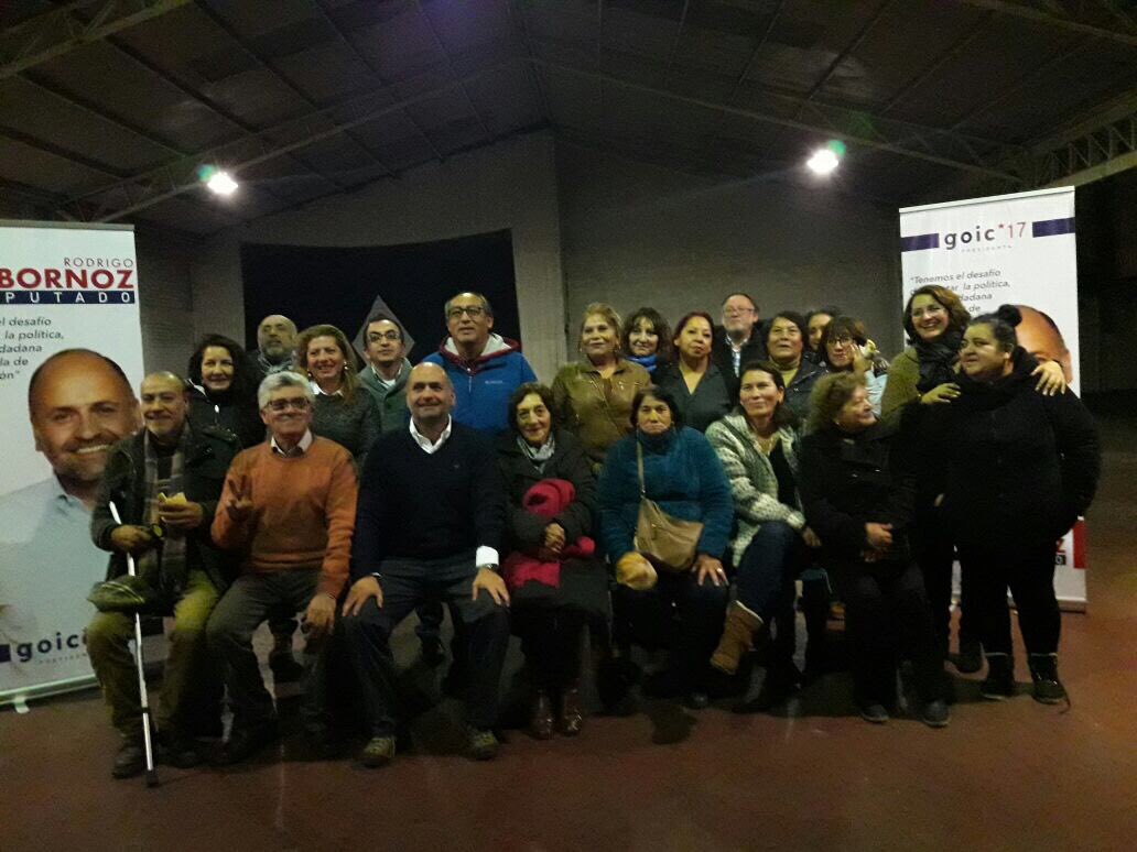 ralbornozp's tweet photo. #ProgramaTransformador que apoye logros de las personas y familias . #GoicPresidenta . Constituimos comando #Goic #Albornoz en #Recoleta https://t.co/WhqIejThHt