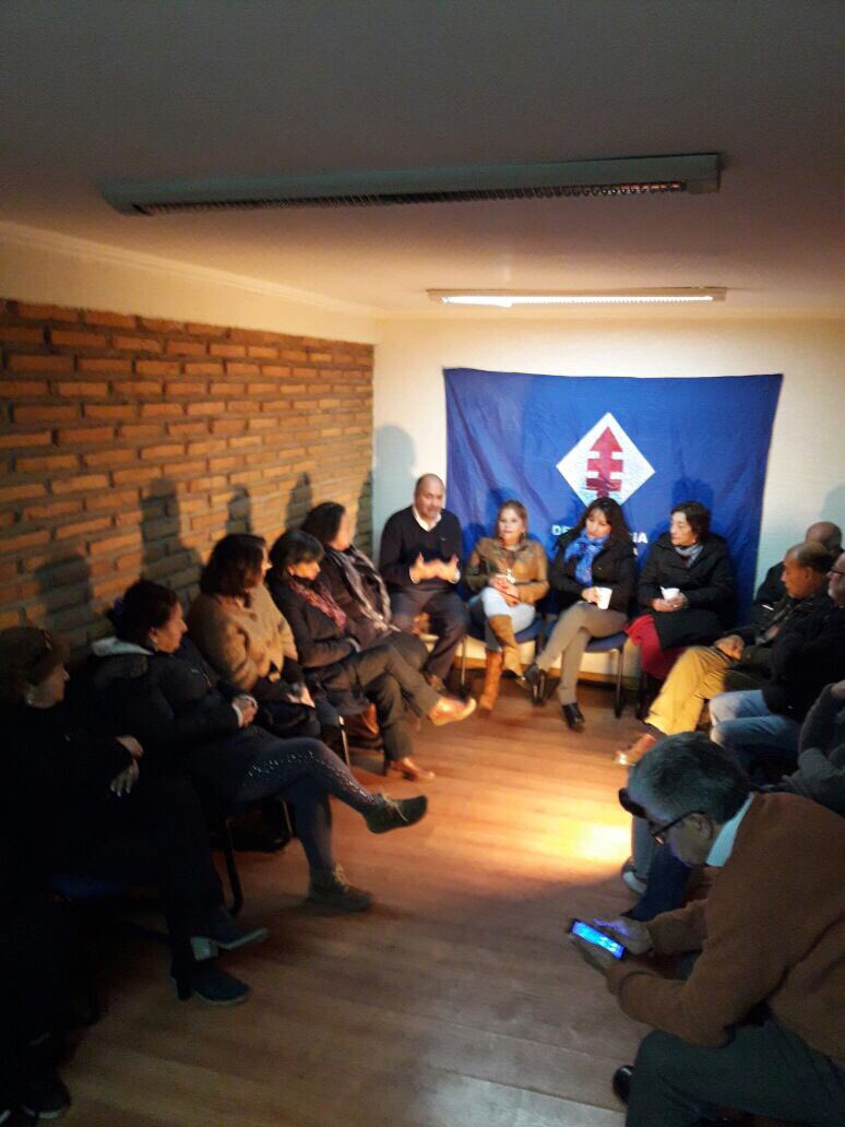 ralbornozp's tweet photo. #ProgramaTransformador que apoye logros de las personas y familias . #GoicPresidenta . Constituimos comando #Goic #Albornoz en #Recoleta https://t.co/WhqIejThHt