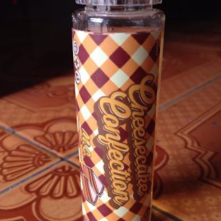 simplejhemery's tweet photo. #Cheesecake #Confention #ejuice #Vapeon #Yummy https://t.co/aDpP4pMdK9