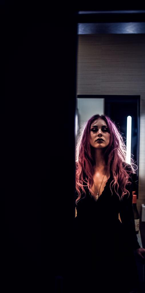 Epenss's tweet photo. Had a photo shoot last night, Here is a preview!
#hotelphoto #roomxxx #photography #model #epenss #Sweden #moonstone https://t.co/3br8onNKBa