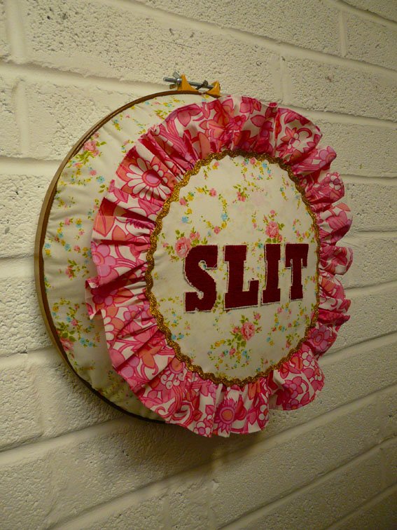 LauraAngell1's tweet photo. One of the pieces from my new exhibition
#embroidery #frills #awkwardposition #artist https://t.co/LzPaJiNEm3