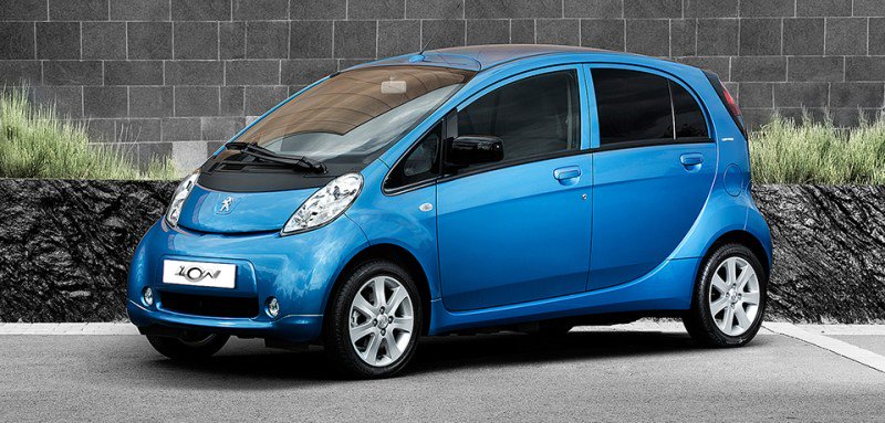 EVOnDisplay's tweet photo. Peugeot iOn - Essentially the same as the Citröen C-Zero - #Peugeot #iOn #EV #ZeroEmissions https://t.co/2IoHonKkhx