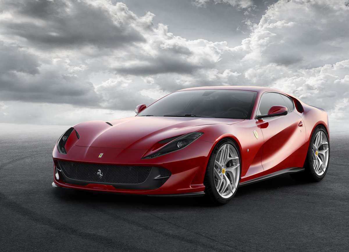 CCubicos's tweet photo. ¡ "Solo" 800 caballos guarda el @Ferrari 812 Superfast ! @CarlosQuints #CCubicos140 https://t.co/mKKuXRZTib