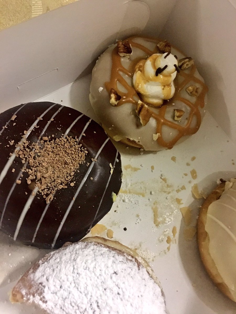 dullahkins's tweet image. Literally THE BEST doughnuts I've ever had! They're so light and delicious 😋 unfortunately only in Durban so if you're here it's a MUST!! 🍩