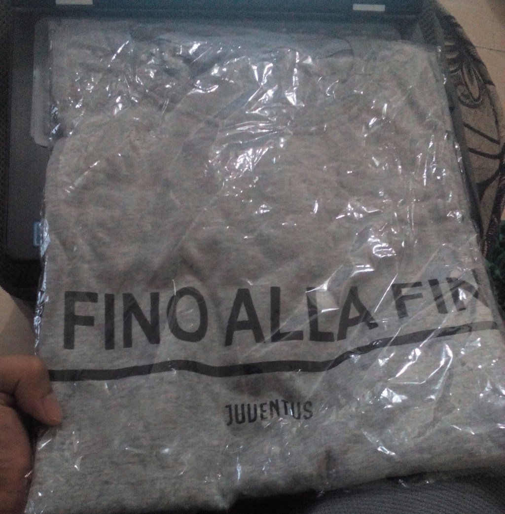indgiveaway's tweet photo. Kaos Juve https://t.co/500PMIyBWf https://t.co/er12kfbdIn