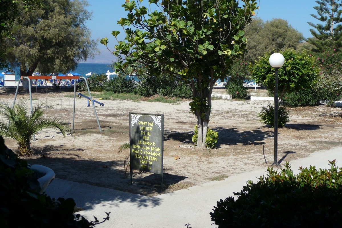 TheUncovereds's tweet photo. Tavernas with beach side views at #Mastihari #Kos  #Greece https://t.co/z3iy4f32du