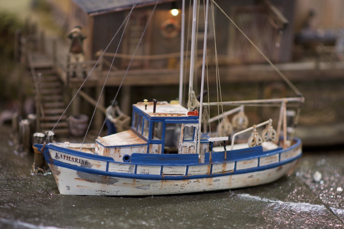irmoobear's tweet photo. Great boat captured at @GreatTrainShow in Pomona #modeltrain https://t.co/lzs4tRNZT6