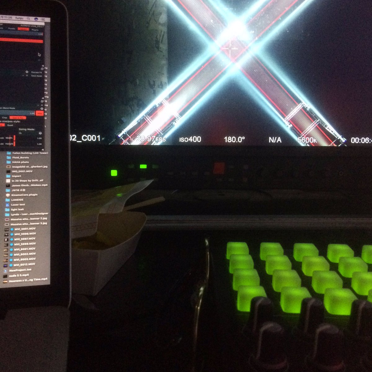 changfunju's tweet photo. Multimmetsion ζ΅ΈζΌ¬η()η· #lighting #structure #laser #beam #geometry #SkyBeam #sharpy #mythos #LaserBar #quartzcomposer #vdmx #madmapper https://t.co/EoNJCKenol