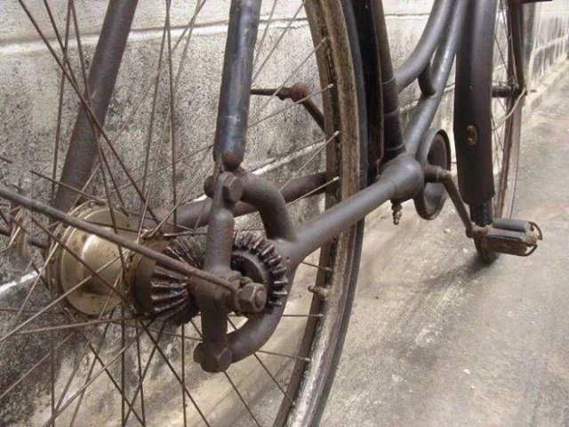 チェーンじゃない自転車が有能すぎる！しかもかっこよくてスタイリッシュ！