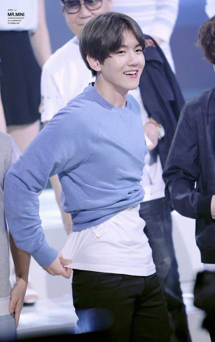 LoveDayBAEK's tweet photo. 150515 #백현 
https://t.co/ztB3o227AQ
https://t.co/L6lRhP9dLx https://t.co/8Qv3TOnZfC
