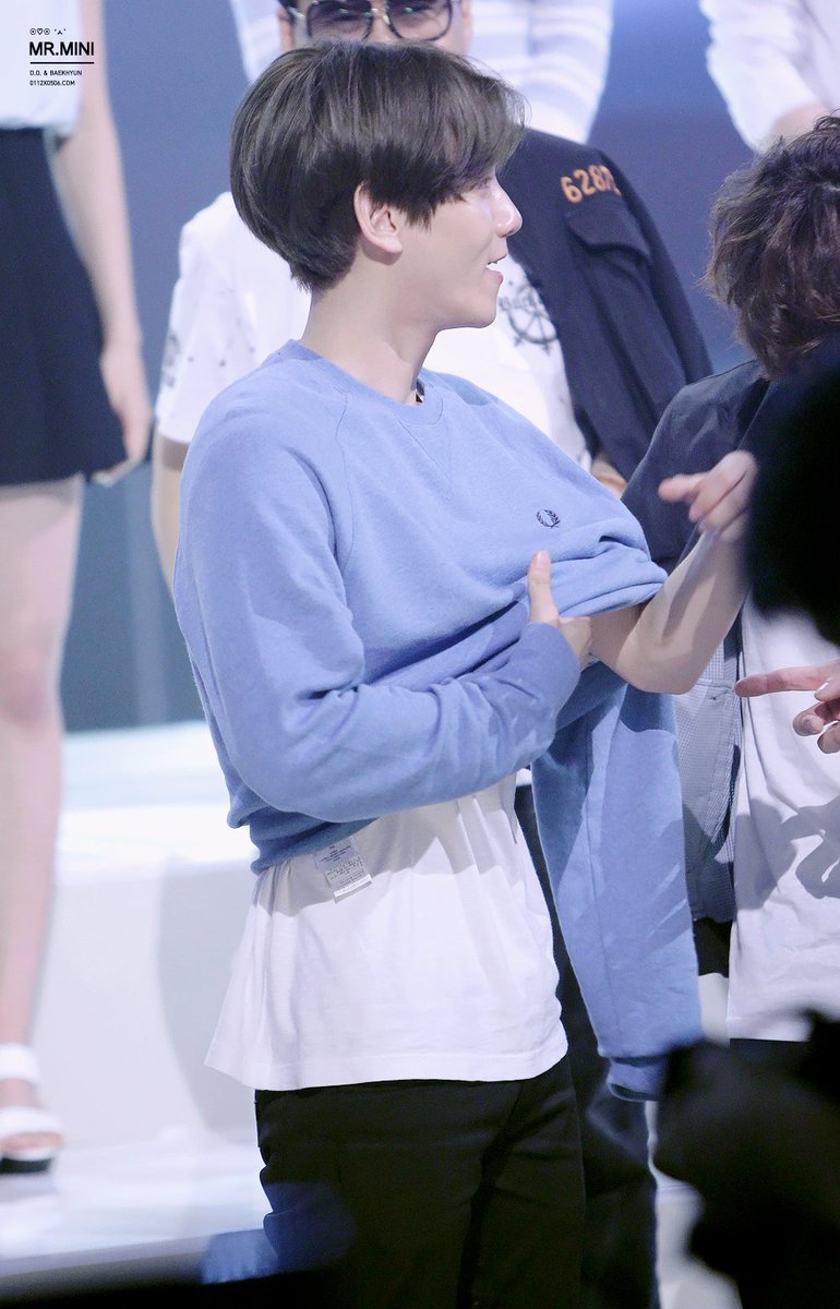 LoveDayBAEK's tweet photo. 150515 #백현 
https://t.co/ztB3o227AQ
https://t.co/L6lRhP9dLx https://t.co/8Qv3TOnZfC