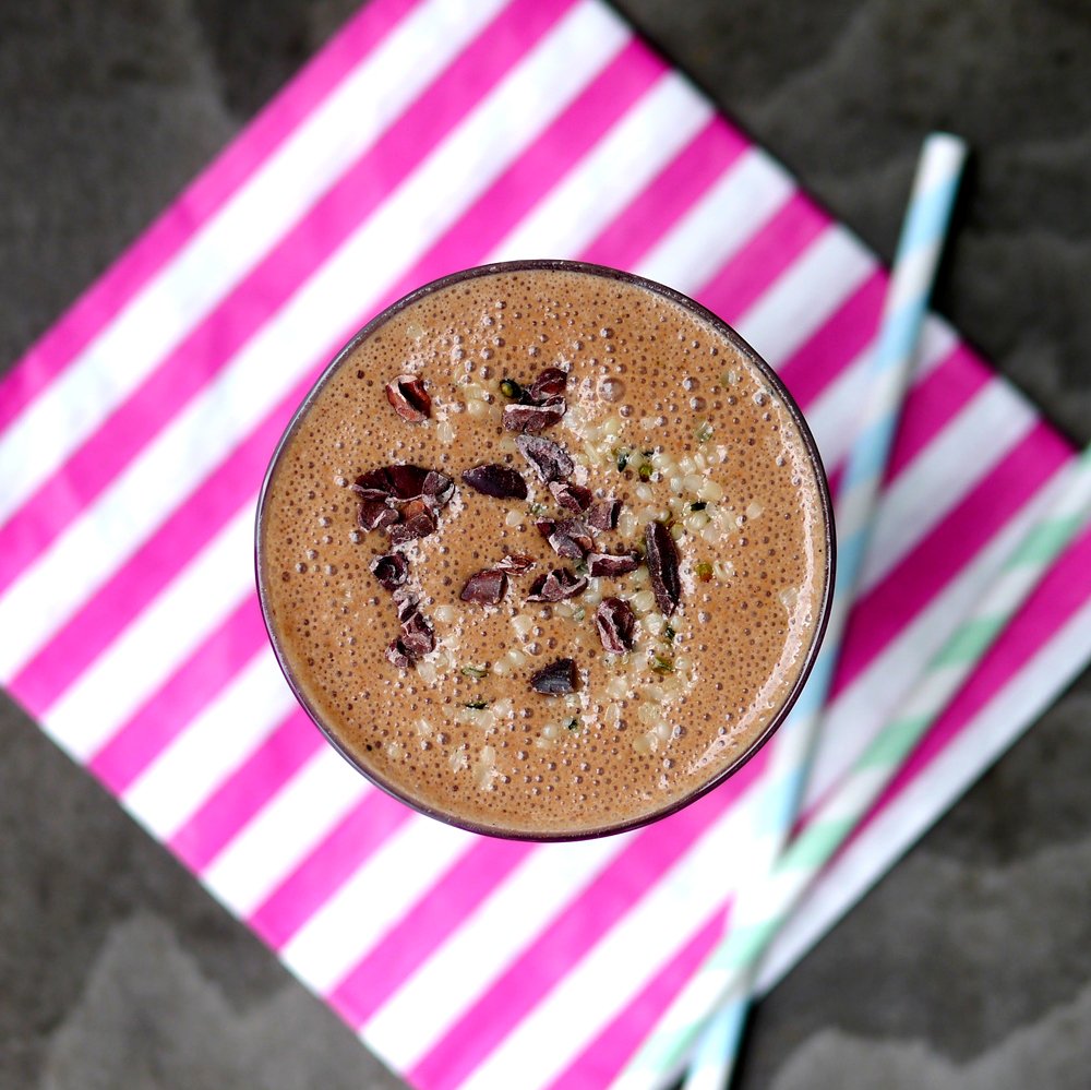 IndigoHerbs's tweet photo. Enjoy #chocolate for #breakfast as a #ProteinSmoothie, made with #cacaopowder &amp; feel good nutrients! @FodderandPlonk https://t.co/5hKYxtlh2L https://t.co/StkFX9BOPu