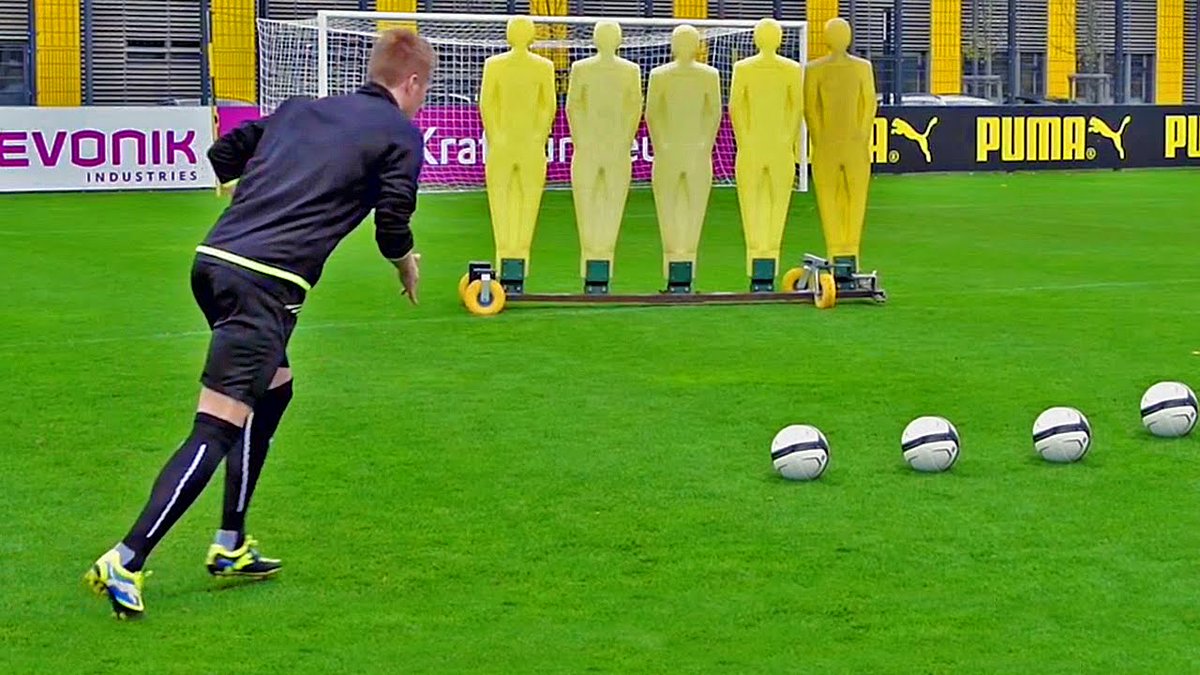 FischioFinaleWeb tweet media