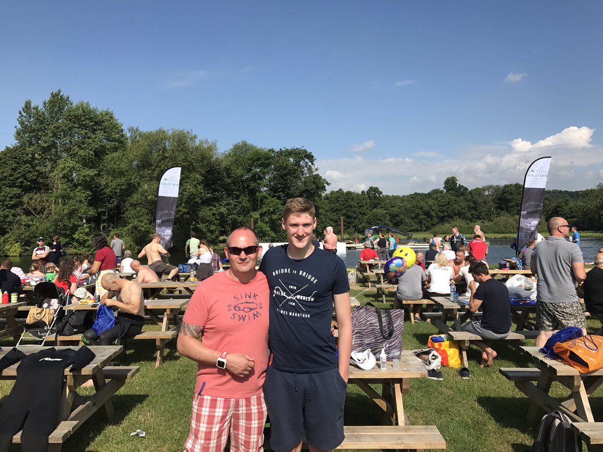 #HenleyMile today #SuitsVskins with my @HenleySwim mentor Mark Plested