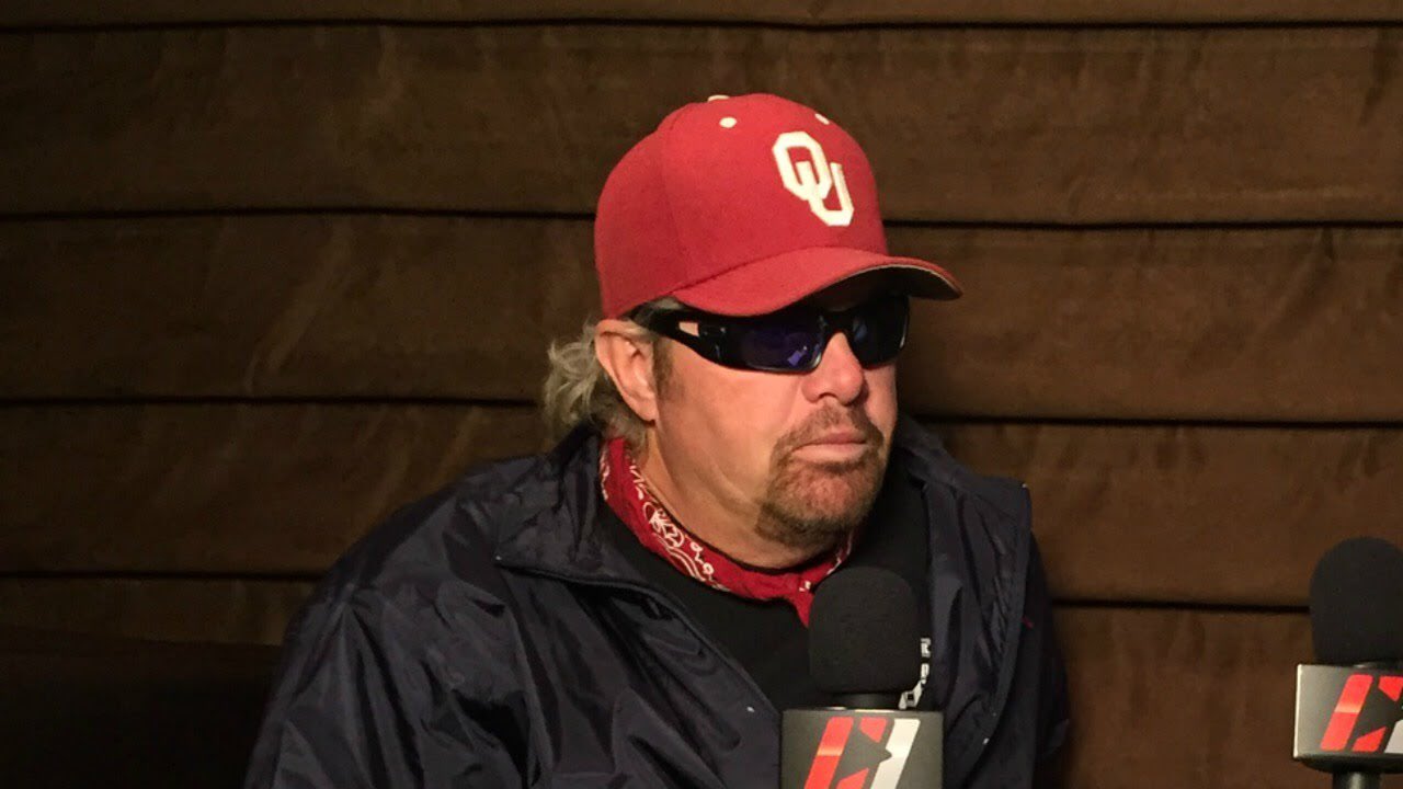 Damn it.  Today was Toby Keith\s B day and I forgot.   Happy Birthday, Toby!!! 