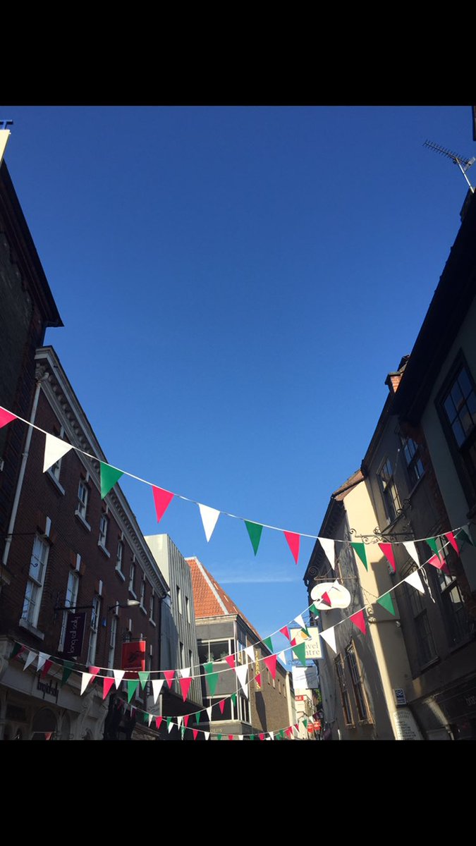 NorwichLanes's tweet photo. Good morning good people of Norfolk. Today is the Norwich Lanes Summer Fayre - https://t.co/PIBcZcnaD7 #NLSF17 https://t.co/Uy0sfXsR0i