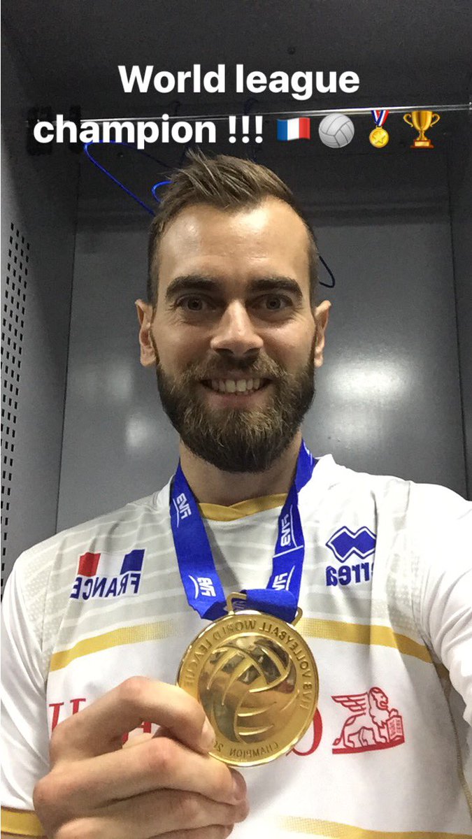 gquesque's tweet photo. WORLD LEAGUE CHAMPION !!! 🏐🇫🇷🏅🏆 #WL2017 #champion #france https://t.co/mRi8hHzJMb