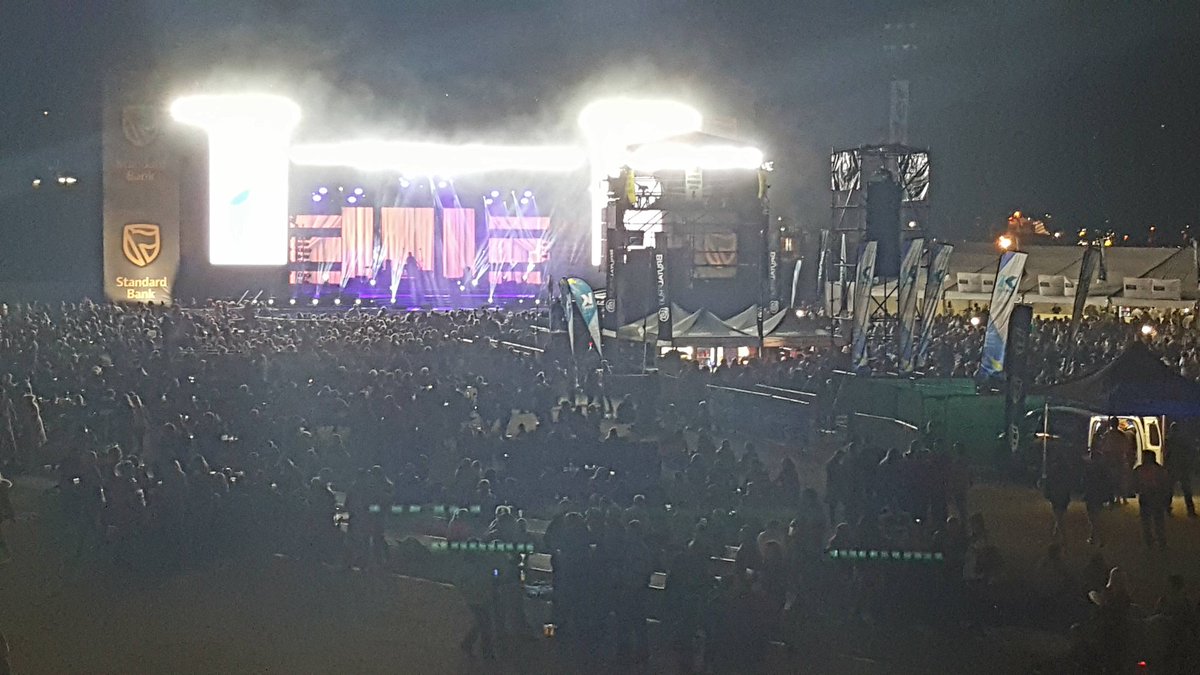 Congratulations to the @Innibos2017 team for another fantastic #Innibos festival! See you next year 😊