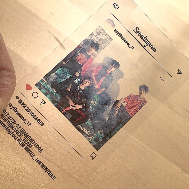prince_17w's tweet photo. 🦊たまアリ 27日🦊
【透明カード 無料配布】

4種の中から２種類までお選びください！
同じもの２枚のお渡しや、お取り置きはいたしません.😢
このツイートをRTしてくださった方に先着でお配りします🙇🏻‍♀️♡♡

#SEVENTEEN  #세븐틴  #セブチ https://t.co/6FbCRyF4JR