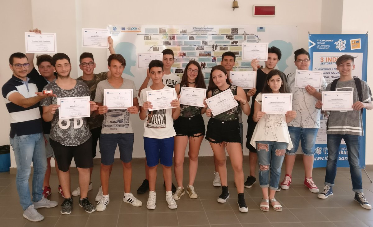 marcodecave's tweet image. Great #job with our #coding #youth in the #summer #school organised by @futuro_digitale !Good luck for the finals in #Cyprus! @EUErasmusPlus