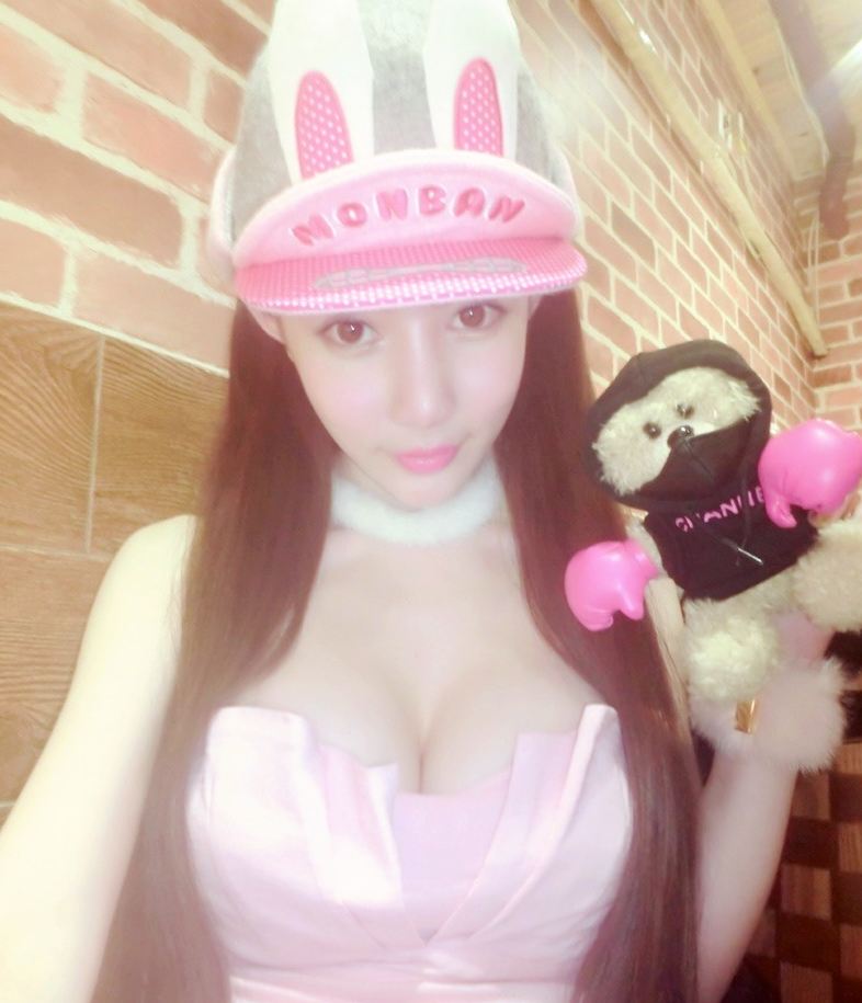 rjvrnkaihexmn's tweet photo. #30대벙개어플
♥♥♥ 오늘 저녁은 ♥♥♥
♥♥♥ https://t.co/U8txcgL8nF ♥♥♥

#3040만남앱
#20대무료소개팅
#섹시한중년만남앱
💂19금무료성인채팅💺
#7080만남앱 #30대채팅 #40대홍대만남 #40대엔조이만 https://t.co/Z2yH5sSoIH
