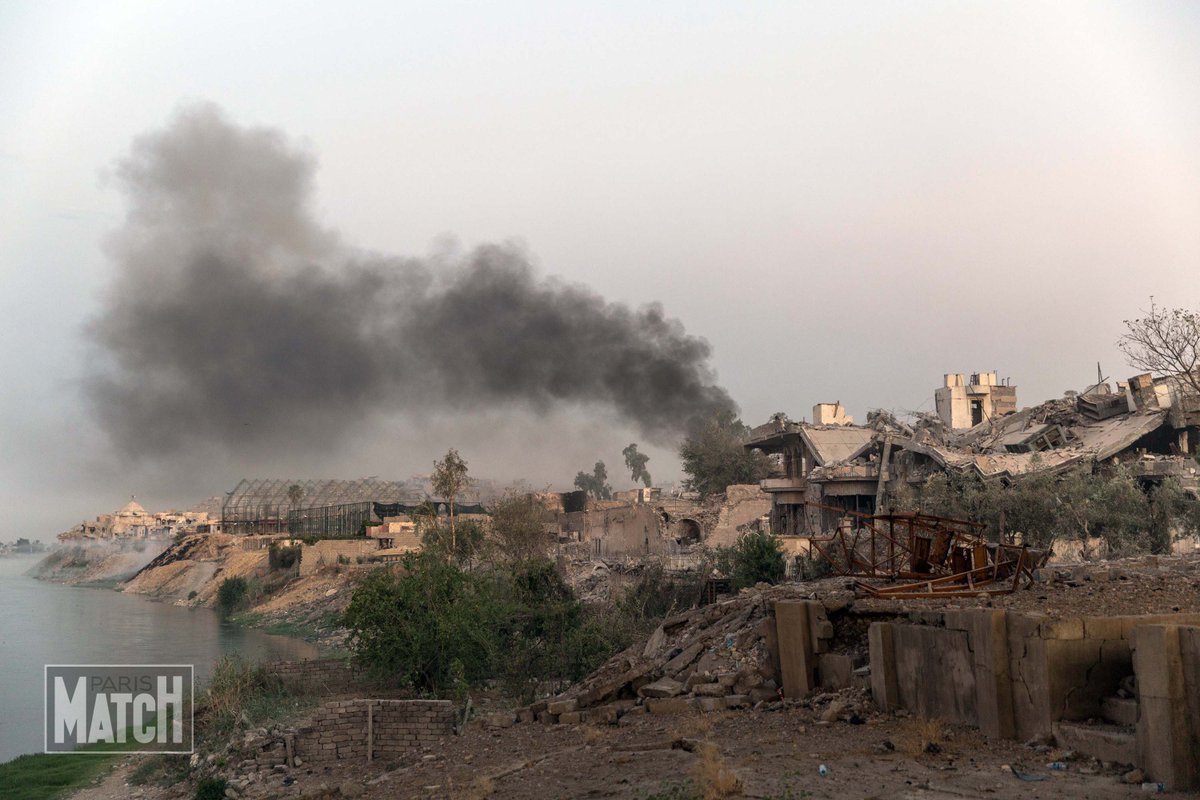 JeromeHuffer's tweet image. #Mosul - @OliveFlore et @laurencegeai ont suivi les derniers jours et la libération, témoignages d'une force rare bientôt dans @ParisMatch