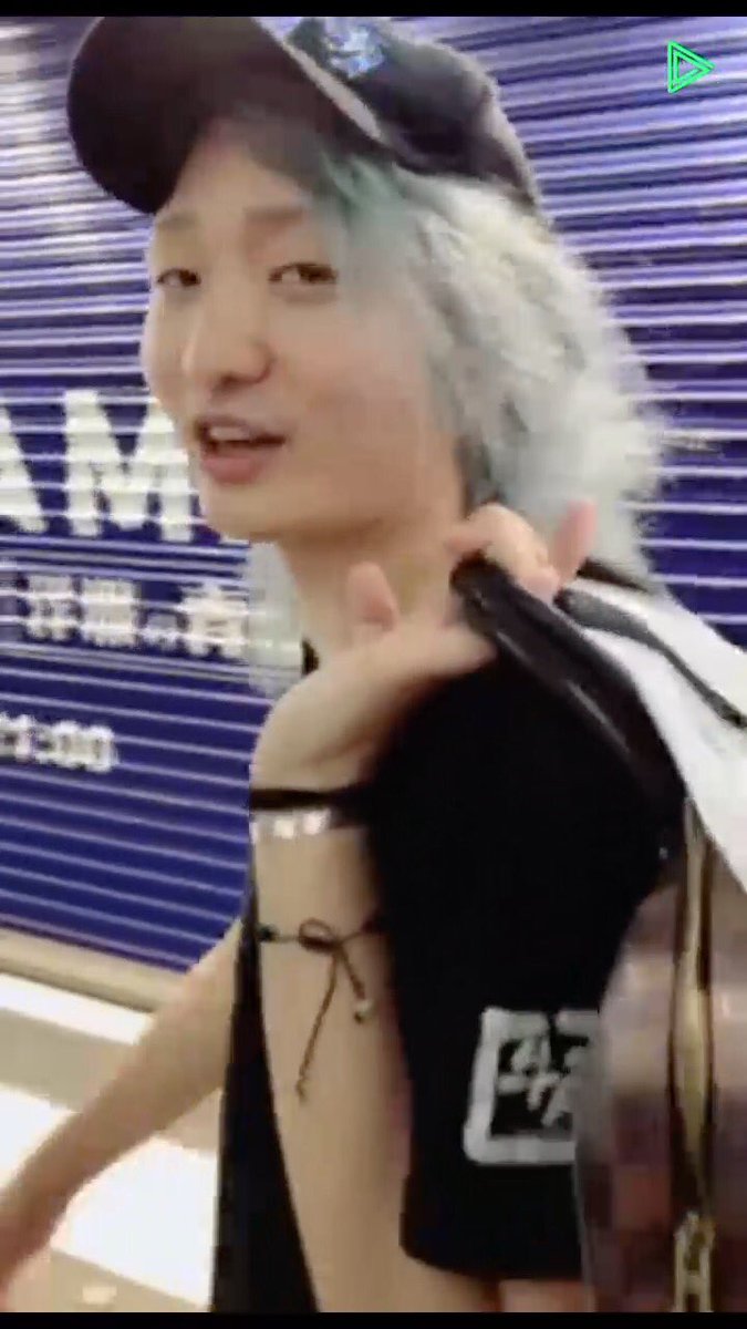 ぴ Linelive見るの遅れたけど 写真とかちゃんと受け答えしてるし めっちゃ優しいやん ほんとカッコイイし 社長めっちゃ目立ってるのねw 2人とも好き 大好きやばい ぴ Linelive見るの遅れたけど 写真とかちゃんと受け答えしてるし めっちゃ優しいやん ほんとカッコイイし 社長めっちゃ目立ってるのねw 2人とも好き 大好きやばい