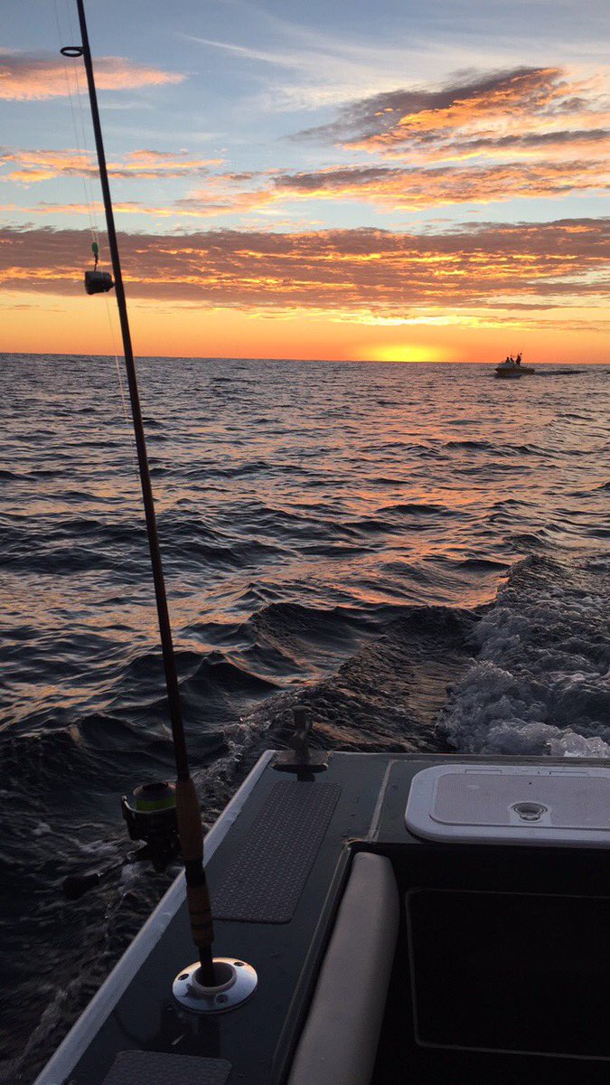kat__nesss's tweet photo. #perfection #nofilterneeded #weekendspam #fishing #thekracken https://t.co/1KaSAxznoa